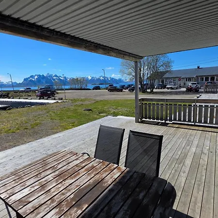 Hennesstrand Brygge - Din Base For Vesteralen Og Lofoten 아파트 *
