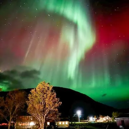 Med Vakker Utsikt I Vesteralen - Lofoten Hennes